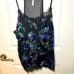 Xhilaration Velvet and Lace Cami | size 1X